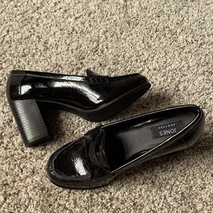 Black patent high block heel penny loafers, Size 6M